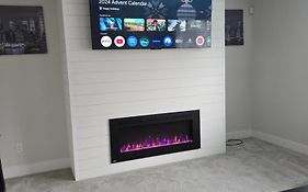 Private 1 Bedroom In Brookswood